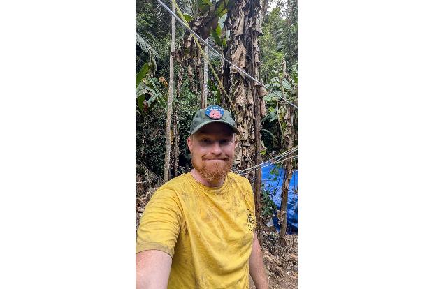 Höhlentaucher Josh Richards ist in Laos, um die Mission zu unterstützen.