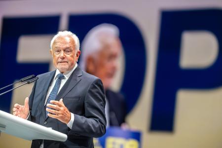 Wolfgang Kubicki siegt in Kampfabstimmung um den FDP-Vorsitz