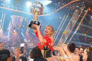 Nach "Let's Dance"-Sieg: Anna-Carina Woitschack hat schon neue Pläne