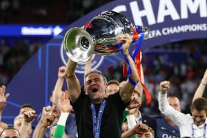 Paris feiert Enrique: "Der beste Trainer der Welt"