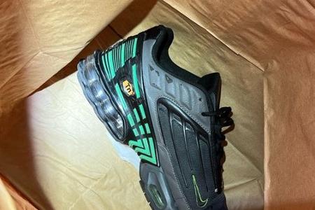 Der Jugendliche verlor diesen Schuh