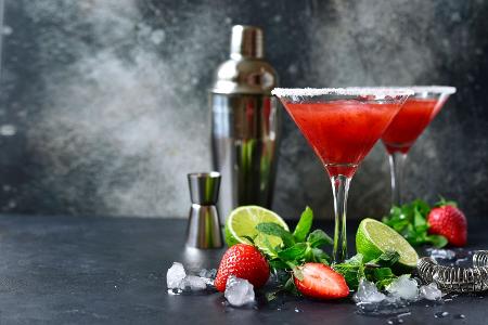 Alkoholfreier Erdbeer-Cocktail mit Limette