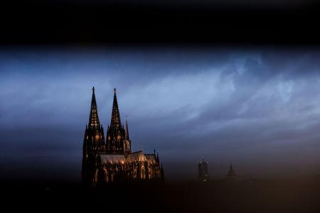 Die Finanzierung des Kölner Doms ist immer wieder Thema. (Archivbild)