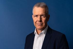 Peter Kloeppel feiert On-Air-Comeback bei DFB-Länderspiel