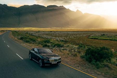 Rolls-Royce Spectre Series 2