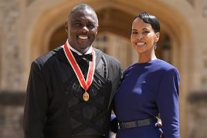 Idris Elba von König Charles zum Ritter geschlagen
