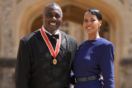 Idris Elba von König Charles zum Ritter geschlagen