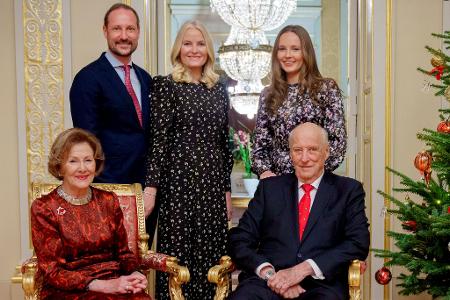 Ist in letzter Zeit ziemlich gestraft: die norwegische Königsfamilie - hier Weihnachten 2024. (Archivbild)