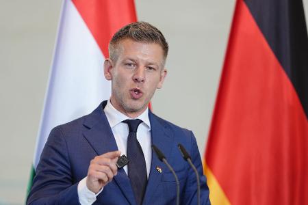 Ungarns Ministerpräsident Magyar ließ verhandeln - und räumte so den Minderheitenstreit mit der Ukraine aus dem Weg. (Archivbild) 