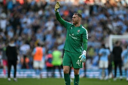 Southampton verpflichtet Keeper Peretz fest vom FC Bayern