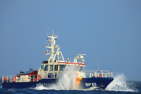 Die RHÖN II in heimischen Gewässern. Quelle: Bundespolizei