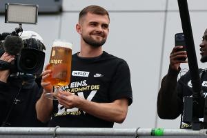 Elversberg verpflichtet HSV-Leighabe Poreba fest