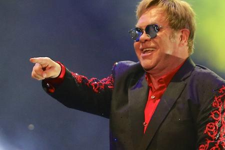 Hochzeitsparty: Elton John singt für Dua Lipa und Callum Turner