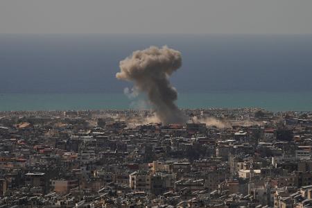Israel hat die Angriffe in Beiruts Vororten seit einer offiziellen Waffenruhe im April eigentlich reduziert. (Archivbild)