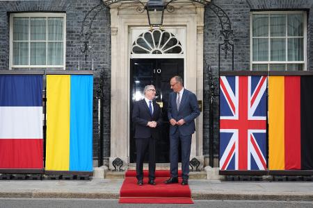 Treffen für die Ukraine - Merz in London