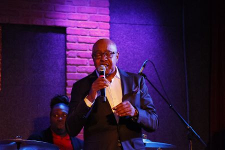 Peabo Bryson