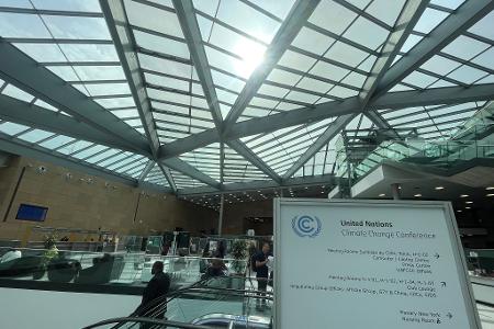 Die UN-Klimakonferenz findet im World Conference Center statt.