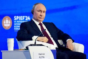  Die Ukraine begehe derzeit "terroristische Verbrechen", findet Kreml-Chef Wladimir Putin. (Archivbild)