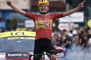 Tour Auvergne-Rhone-Alpes: Charmig gewinnt zweite Etappe