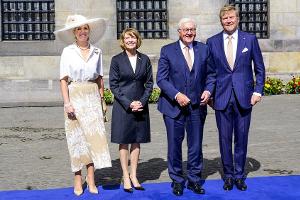 Königspaar begrüßt Steinmeier mit militärischen Ehren in Amsterdam