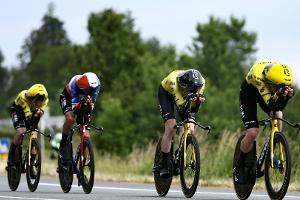 Tour Auvergne Rhone-Alpes: Visma gewinnt Teamzeitfahren