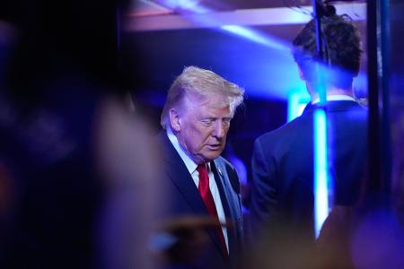 US-Präsident Donald Trump besucht das NBA-Spiel der New York Knicks gegen die San Antonio Spurs.