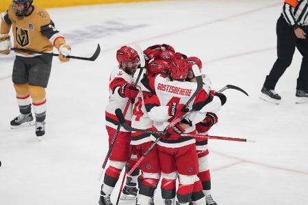 NHL: Hurricanes gleichen Finalserie erneut aus