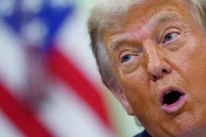 Auf Befehl von Trump hat das US-Militär nach eigenen Angaben erneut Angriffe gegen den Iran gestartet. 