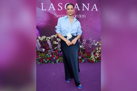 Amira Aly strahlt mit Babybauch bei der Lascana-Fashionshow in Hamburg