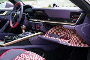 Porsche 911 GT3 Touring Sonderwunsch Tree of Life