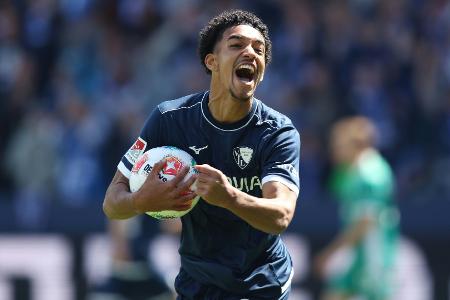 Toptalent Onyeka verlängert bei Bayer und geht nach Elversberg