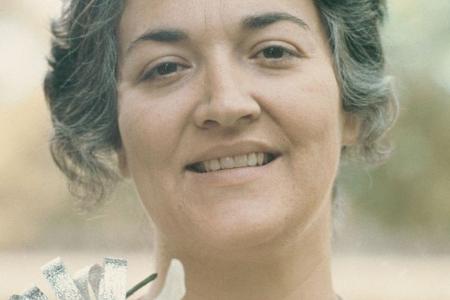 Morgana King