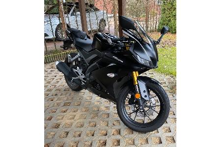 Lichtbild des entwendeten Motorrades