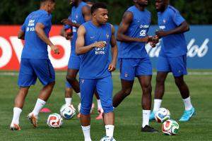 WM-Titel statt Torrekord: Mbappé würde "sofort unterschreiben"
