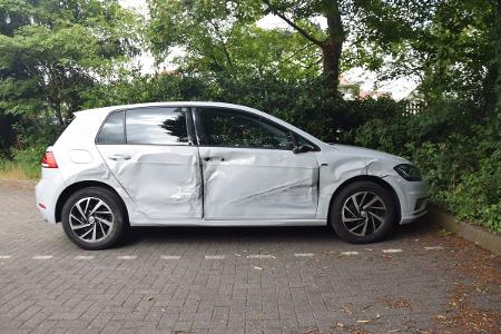 Beschädigter VW Golf