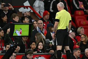 Premier League: Haare ziehen nicht immer Rot