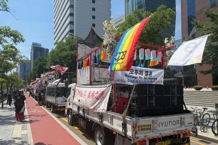 Höhepunkt des Pride ist ein Umzug durch das Stadtzentrum von Seoul. 