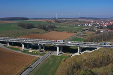 Mittlerweile ist die Brücke erneuert. (Archivbild)