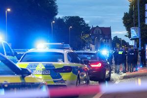 Die Polizei sperrte den Tatort weiträumig ab. 
