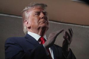 US-Präsident Trump feiert an diesem Sonntag seinen 80. Geburtstag. (Archivbild)