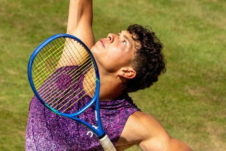 Shelton gewinnt Rasenturnier in Stuttgart
