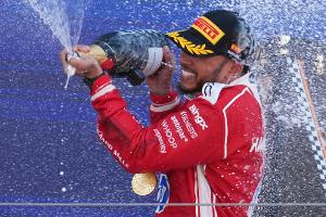 "Roter Hammer": Italiens Presse feiert Hamilton