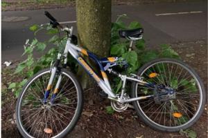 Bild: Polizei Münster - Es zeigt das Fahrrad des flüchtigen Radfahrers - Mit dieser Veröffentlichung honorarfrei
