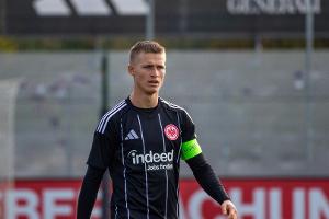 Frankfurt gibt Talent Fenyö fest nach Ungarn ab