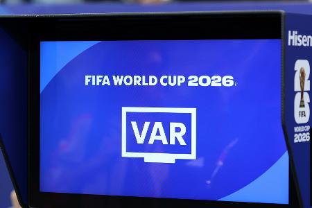 Auffällige Geste von VAR: FIFA fordert offenbar Erklärung