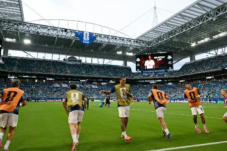 Vor WM-Spiel: Buschfeuer am Stadtrand von Miami