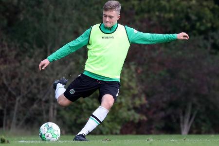 Phil Collins' Sohn Mathew: Training bei 1860 München