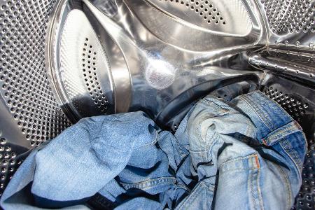 Jeans in den Trockner?