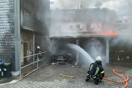 Brand1