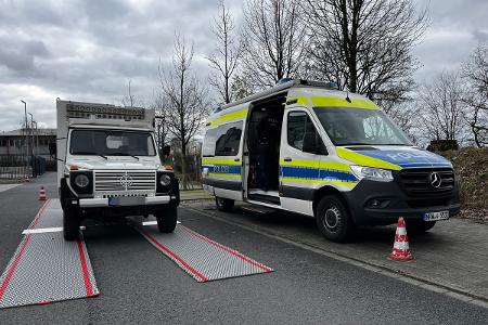 Symbolbild: Mit Beginn der Sommerferien lädt die Polizei im Kreis Mettmann erneut zu einer Wiegeaktion für Wohnwagen, Wohnmobile und Camper ein.